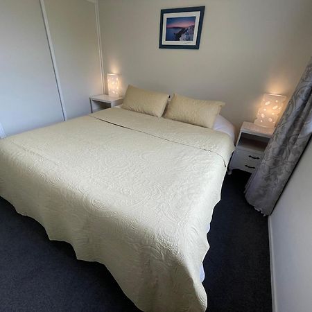 Апартаменты Quiet, New, Sunny Cnzhouse On Upstairs Near Cbd Крайстчёрч Экстерьер фото